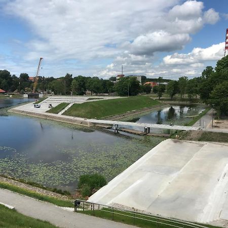 Butas Centre Apartment Klaipeda Bagian luar foto